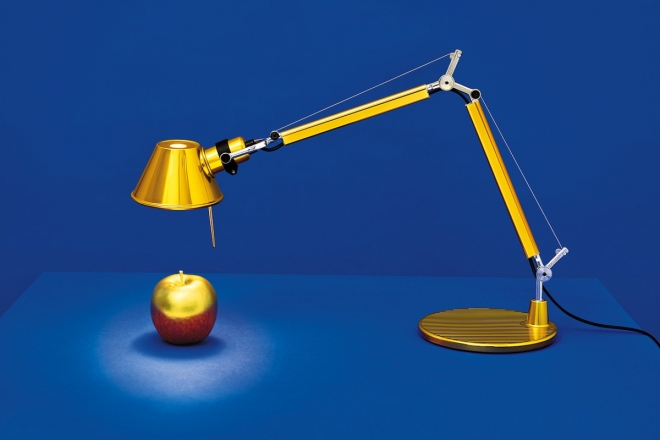 Fonte foto:http://living.corriere.it/tendenze/design/30-anni-lampada-tolomeo-artemide-de-lucchi/