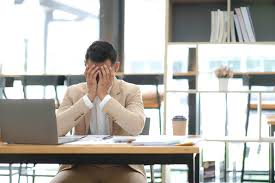 ambiente-di-lavoro-stressogeno.jpg
