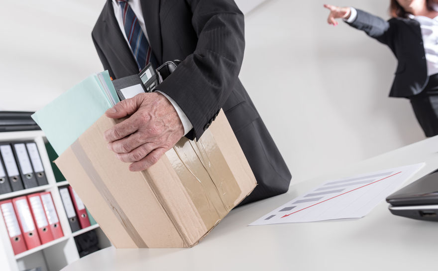 cessazione-dal-servizio-e-licenziamento.jpg