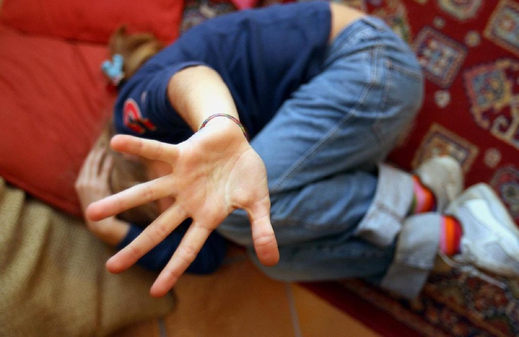violenza-sessuale-su-minore.jpg