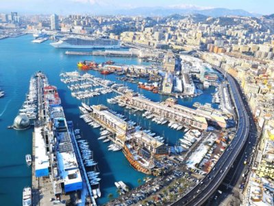 'Porti, 900 milioni di euro per interventi infrastrutturali, prioritari e immediatamente cantierabili'