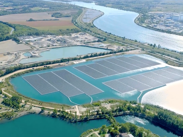 'Fotovoltaico flottante: energia pulita a pelo d’acqua'