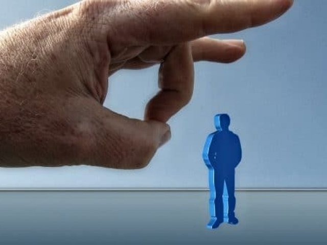 'LICENZIAMENTO DISCIPLINARE SPROPORZIONATO E RISARCIMENTO'