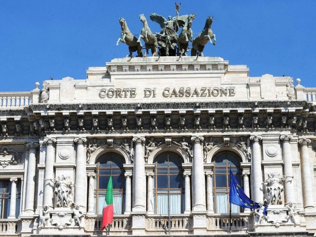 'SULLA RIPARTIZIONE DELL’ONERE DELLA PROVA FRA DATORE E LAVORATORE: IL PUNTO DELLA CASSAZIONE'