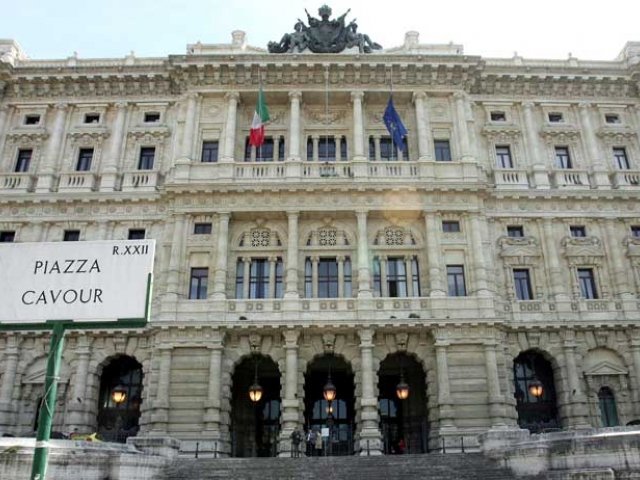 'Caduta del lavoratore e onere della prova in capo al datore'